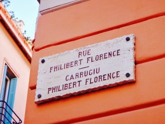 Plaque de Nom de Rue en Français Monégasque Monaco